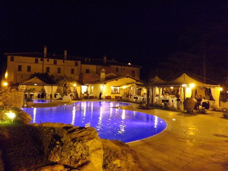 Hotel Relais Il Postiglione - Antica Posta Dei Chigi Campagnano Di Roma Exterior foto