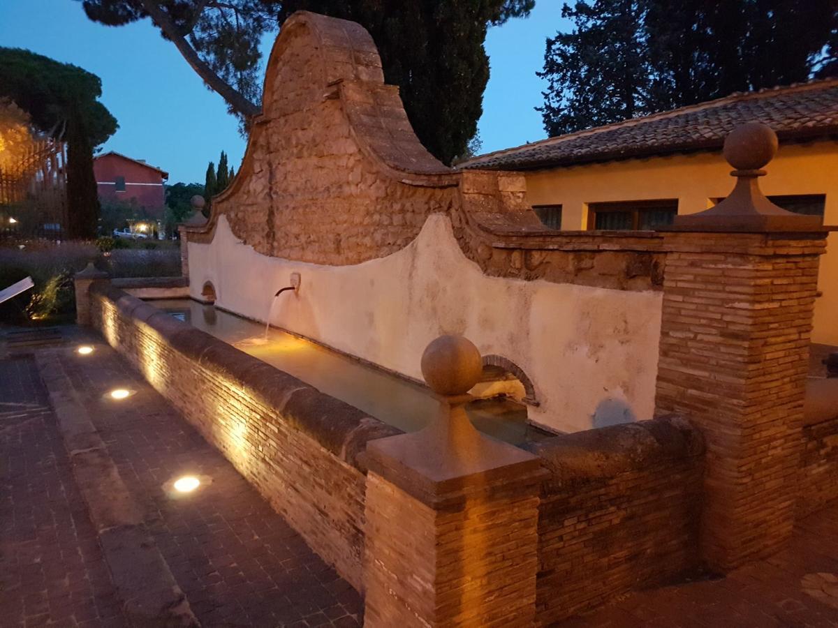 Hotel Relais Il Postiglione - Antica Posta Dei Chigi Campagnano Di Roma Exterior foto